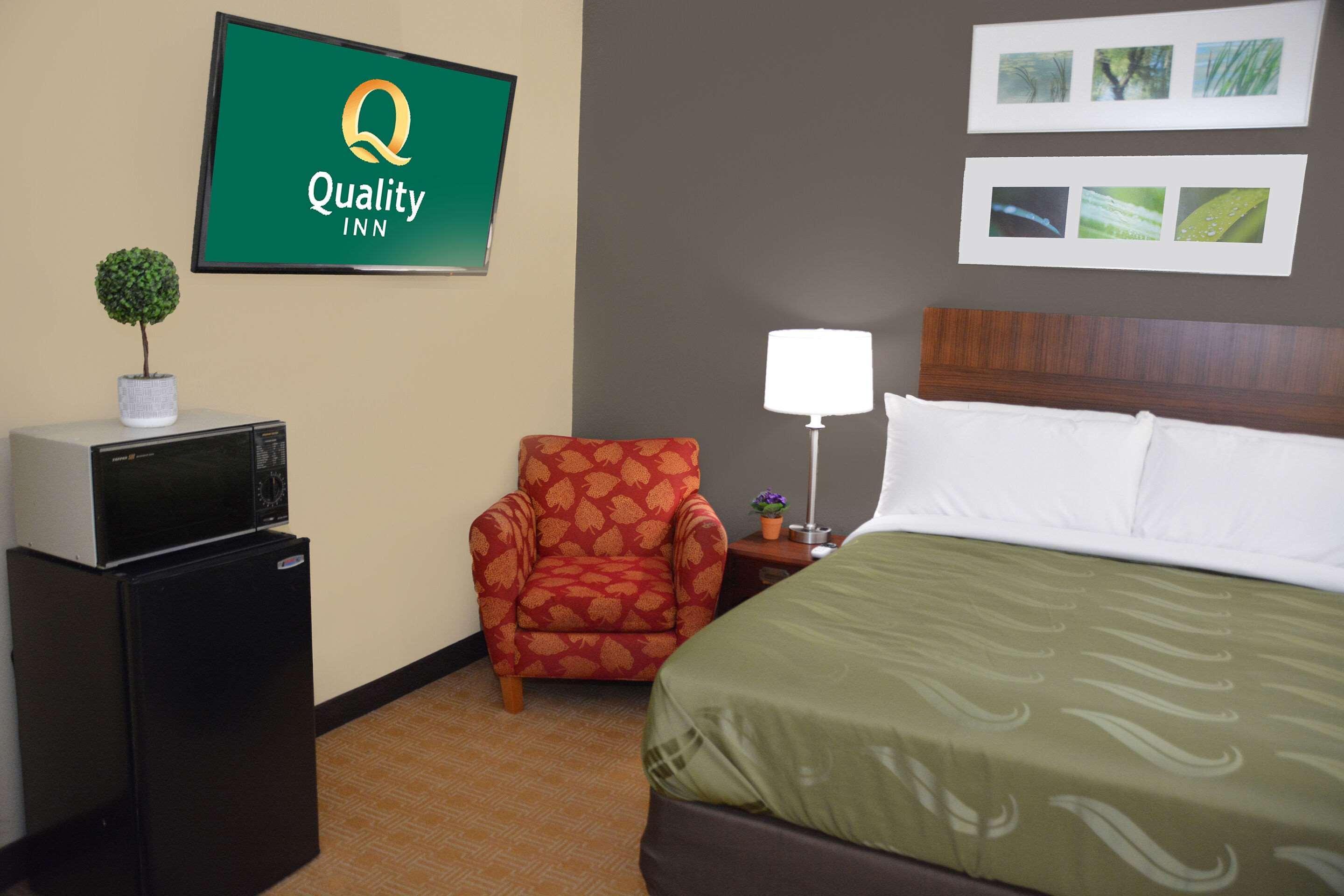 Quality Inn & Suites 더블린 외부 사진
